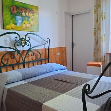 Country House Casa Marisa Garden And Lake View By Garda Domus Mea Tremosine ภายนอก รูปภาพ