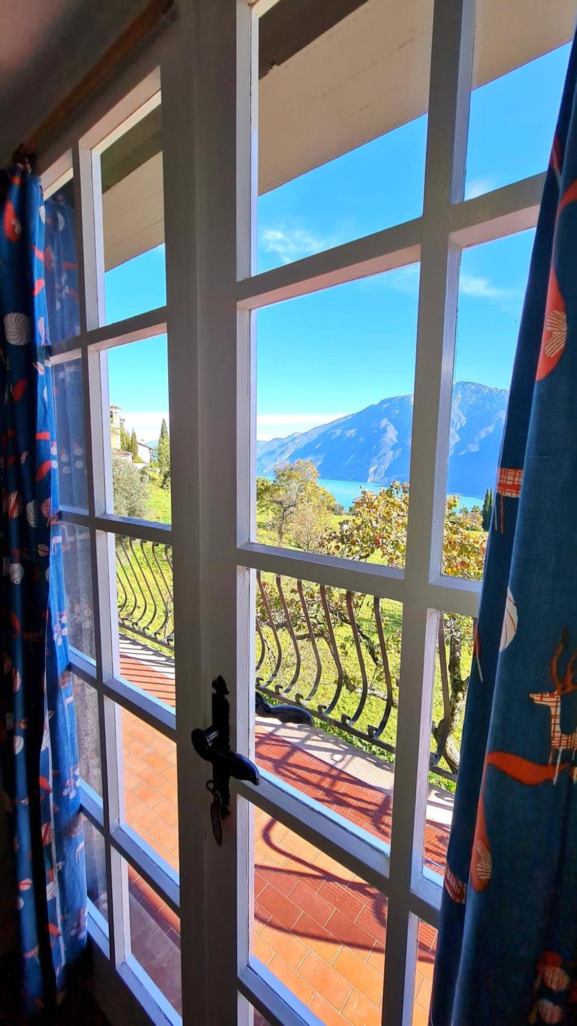 Country House Casa Marisa Garden And Lake View By Garda Domus Mea Tremosine ภายนอก รูปภาพ